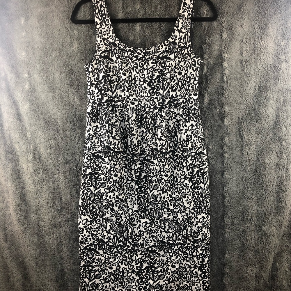 Liz Lange Maternity Dress